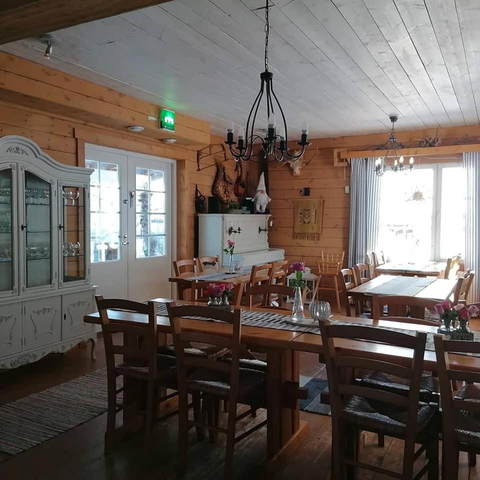 Santa'S Little Village - Hotel Uitonniemi Kemijarvi Luaran gambar